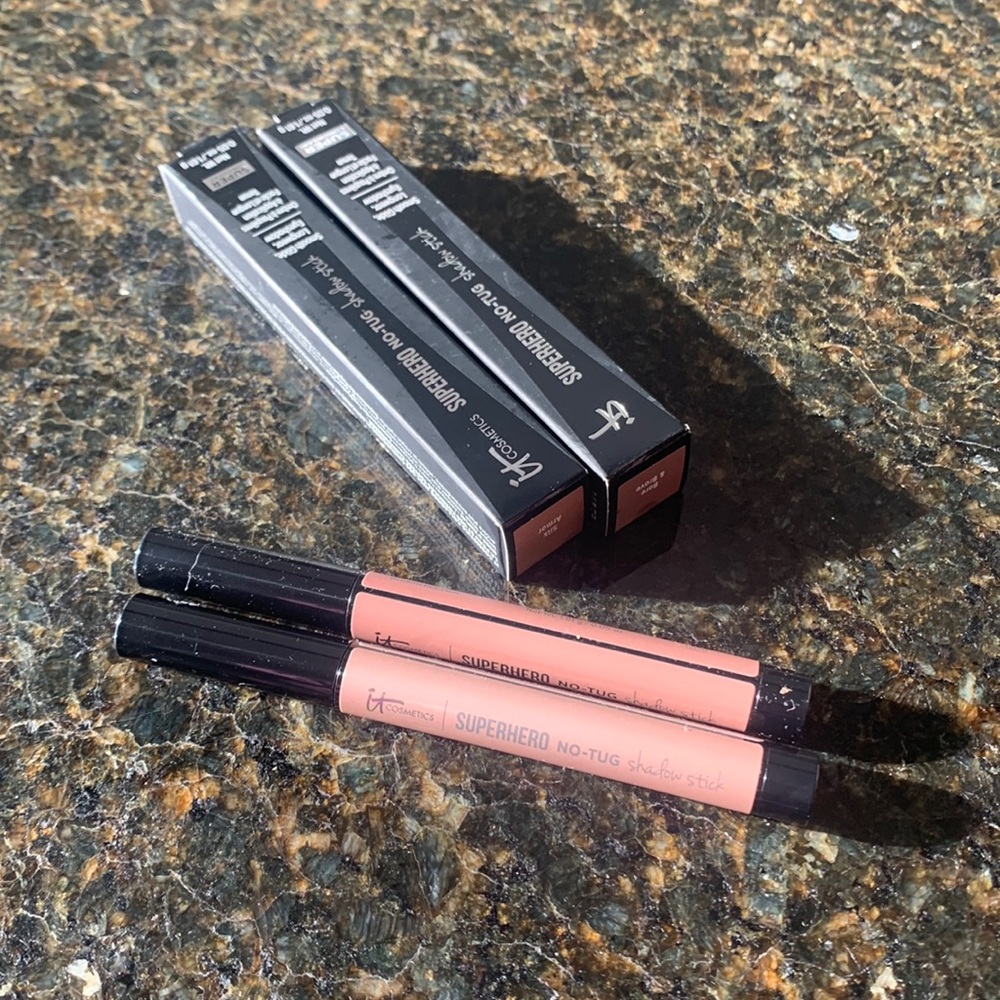 It Cosmetics Superhero No Tug Waterproof Shadow Sticks